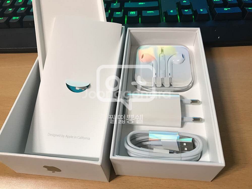 아이폰6s 골드 64기가  팝니다--0