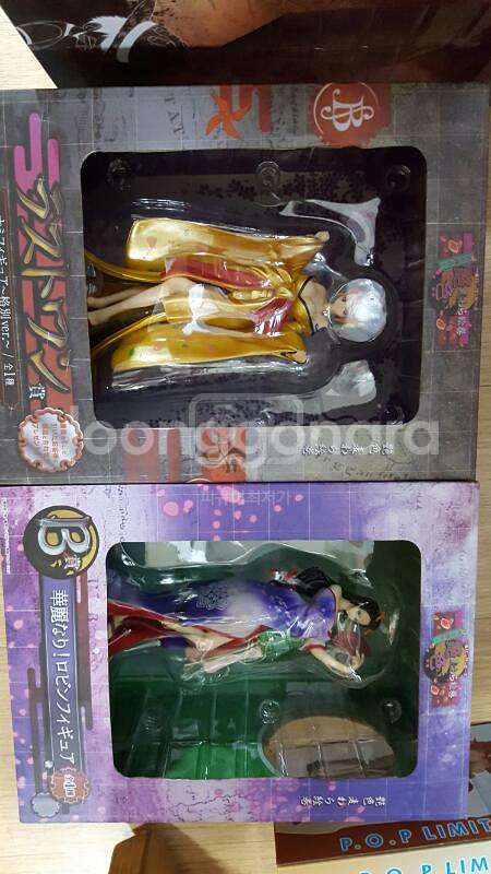 원피스피규어 나미.로빈 ㅍㅍ--1