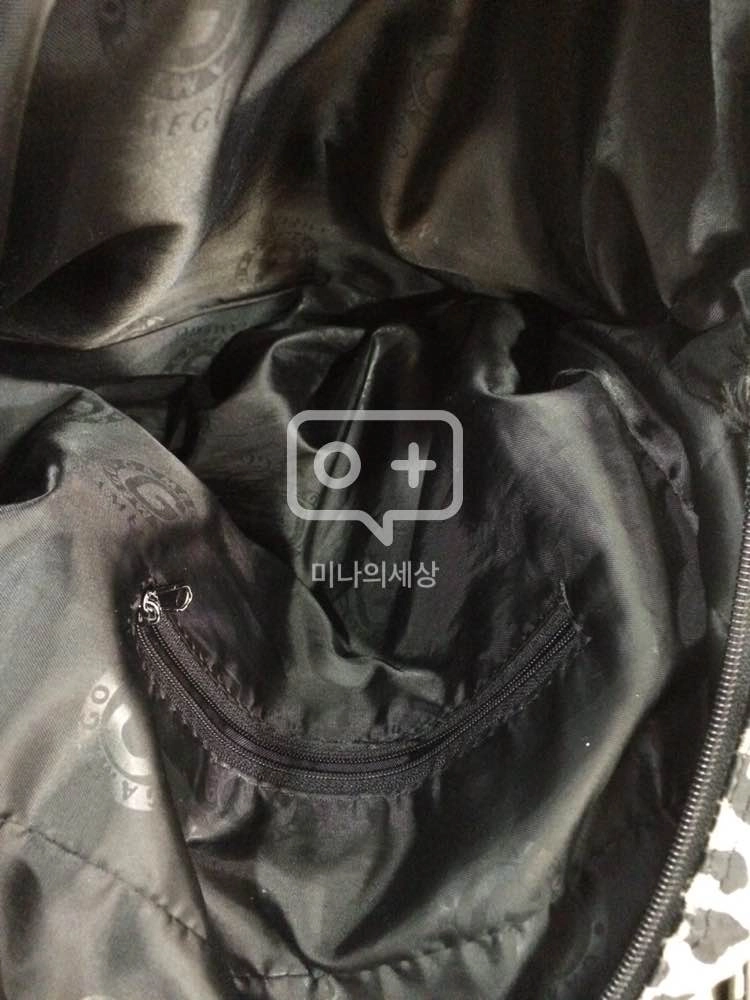 블랙리본크로스백 만오천원 이미지