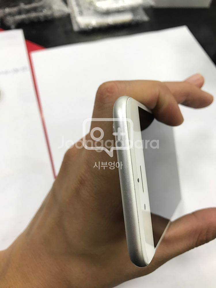 아이폰6 64실버입니다.(a급)정상해지 요금할인 --1