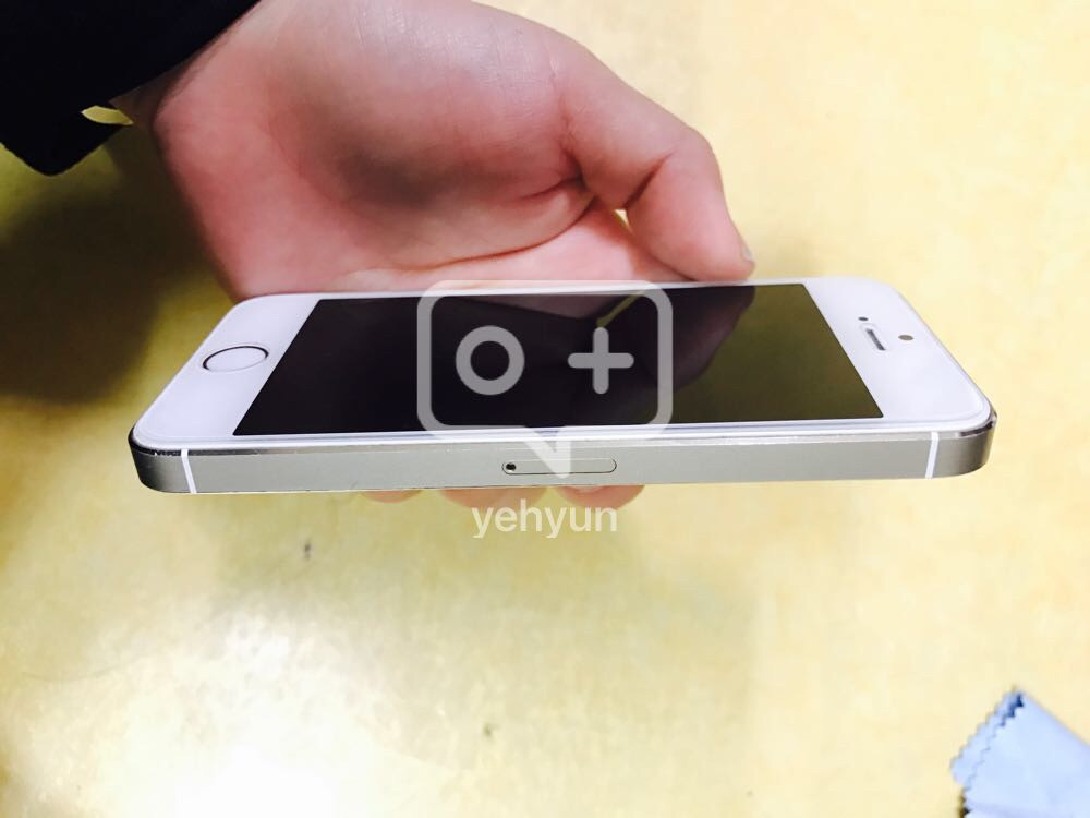 KT 아이폰 5s 골드 16기가 팝니다 --6