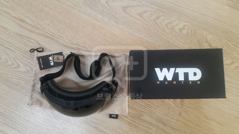 미사용 WTD 블랙고글을 싸게 드립니다--8