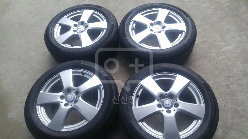 벤츠 C200D 17인치 순정 휠타 판매 이미지