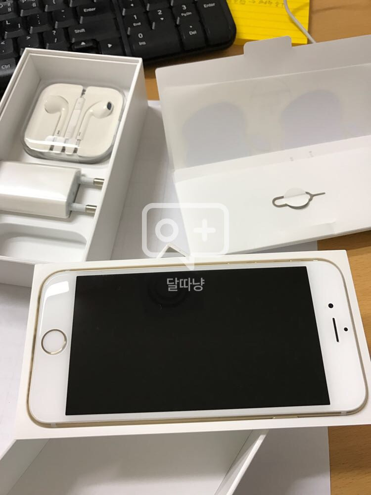 아이폰6 골드 64기가 팝니다--4
