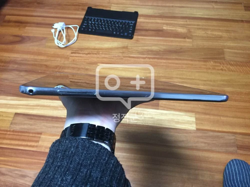 SM-P905F0 이미지
