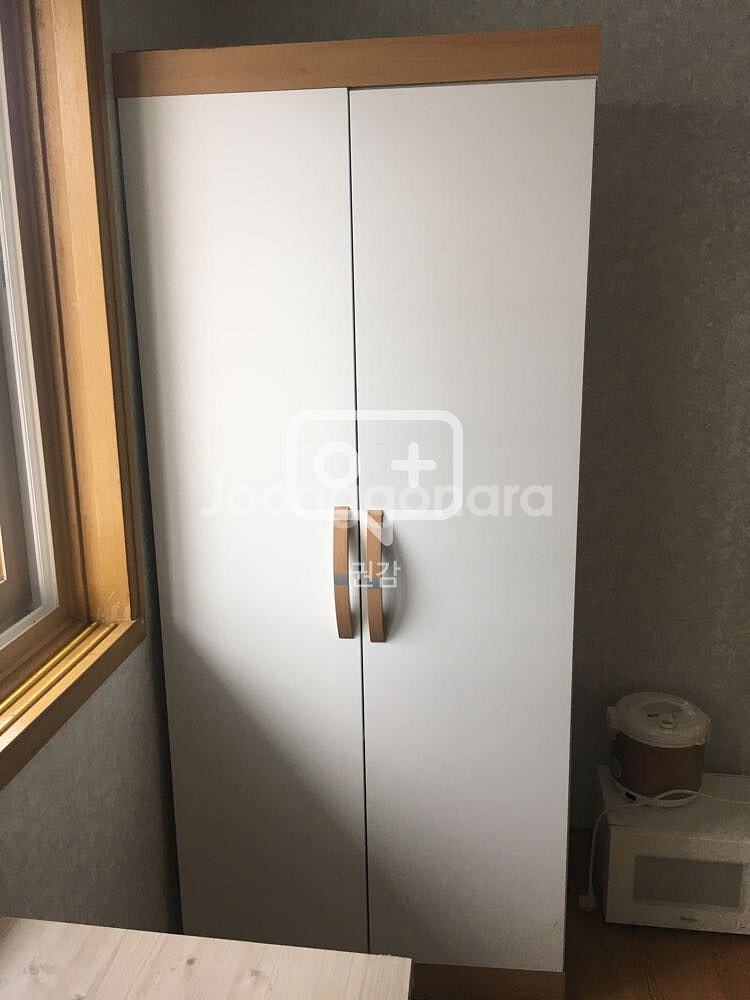 [부산 자취용품 정리] 옷장 (나무색/화이트)--0