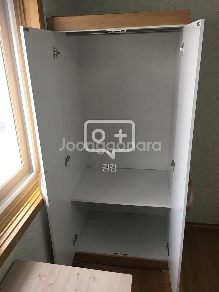[부산 자취용품 정리] 옷장 (나무색/화이트)--4