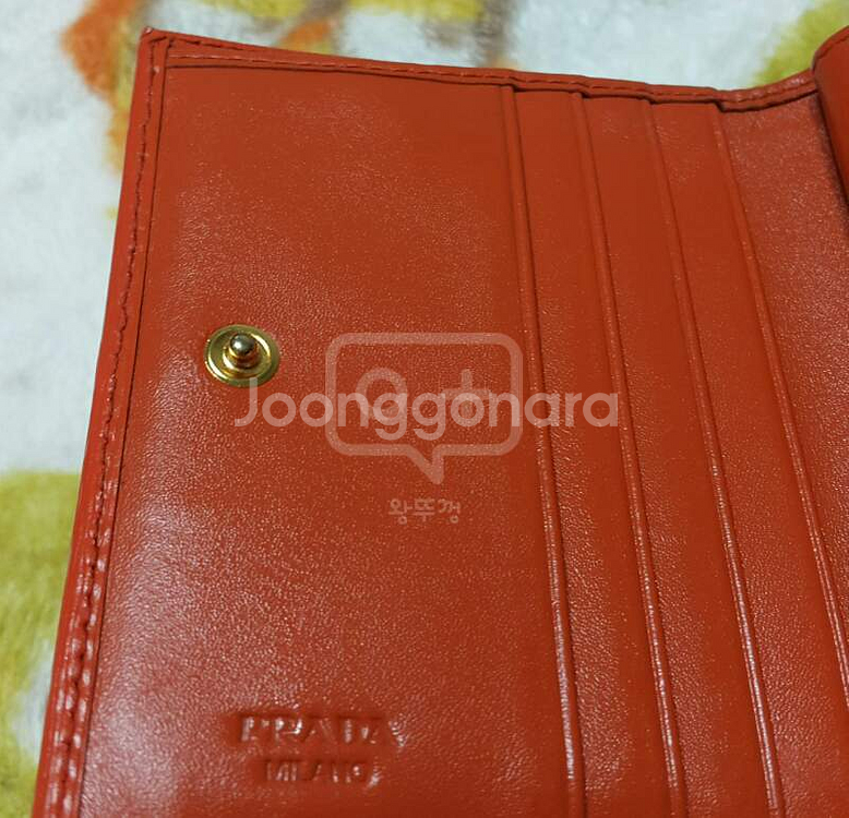 정품 프라다 미니단지갑--1