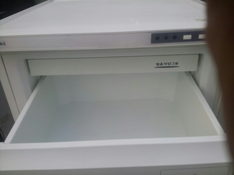 삼성냉동고180리터-23--3
