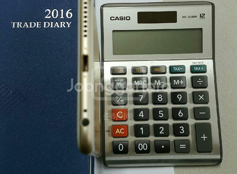 아이폰6플러스골즈16기가팝니다.--2