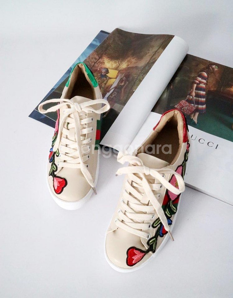 [230-250] SC구*S꽃자수스트랩--1