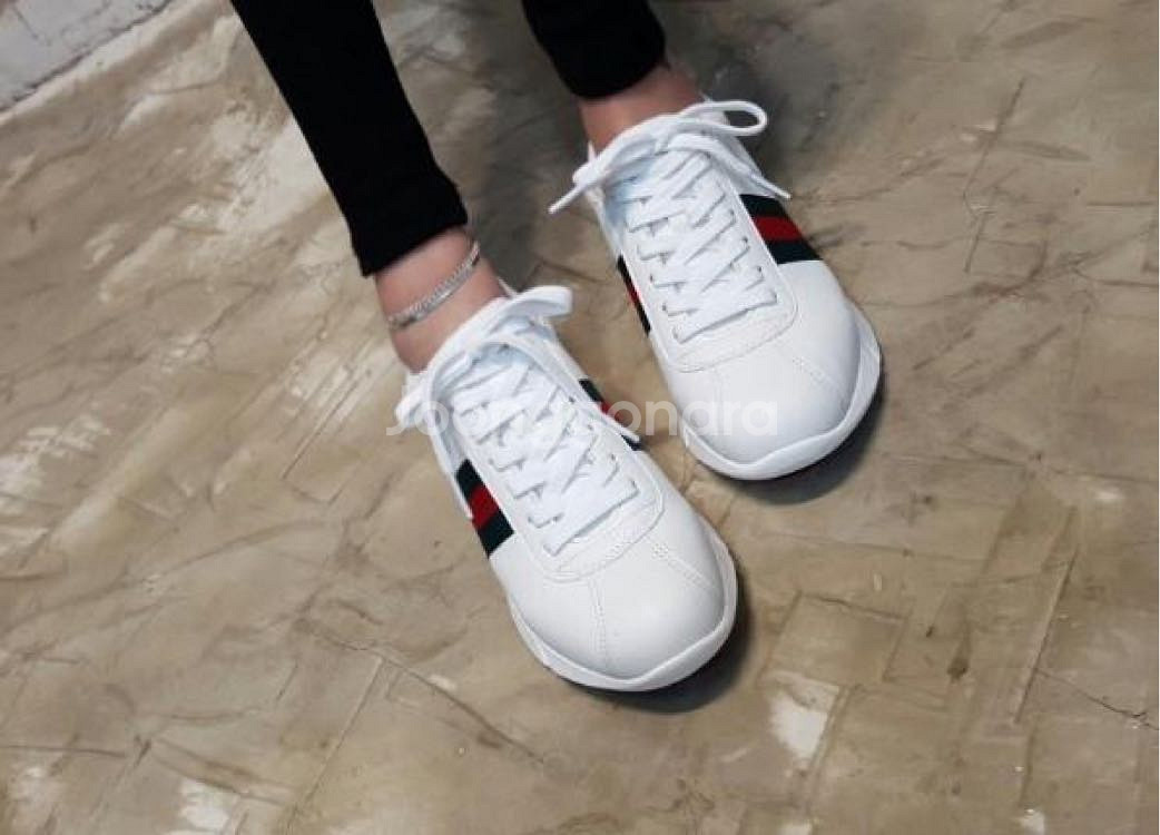 [225-250] 구*st 트랜디한 삼색 스니커즈--0