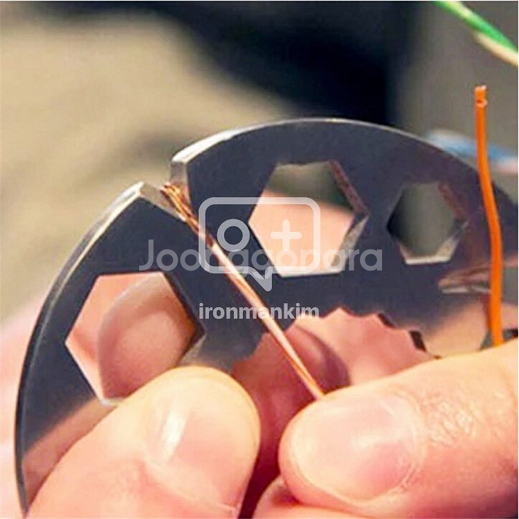 10가지기능의 휴대용공구--3