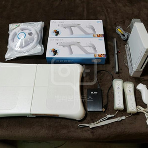닌텐도 wii 2인세트 ㅎㄷㄹㄷ+wii 핏 25만