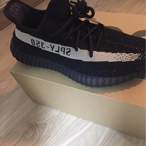 [270] 아디다스 이지부스트 350v2 검흰 광