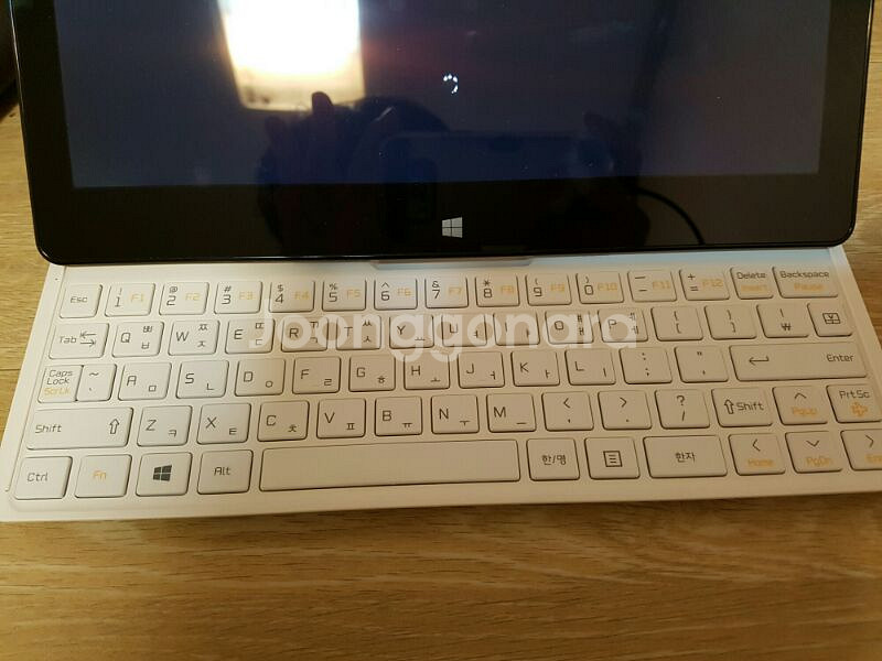 LG 탭북 11T54--1