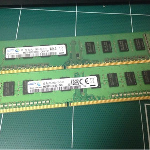 DDR3 램 4g,2g 각각 1개