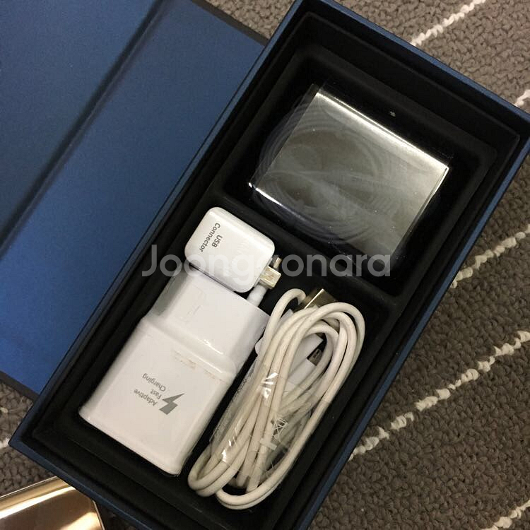 삼성 갤럭시s7 64GB 골드 풀박스 판매합니다 --1