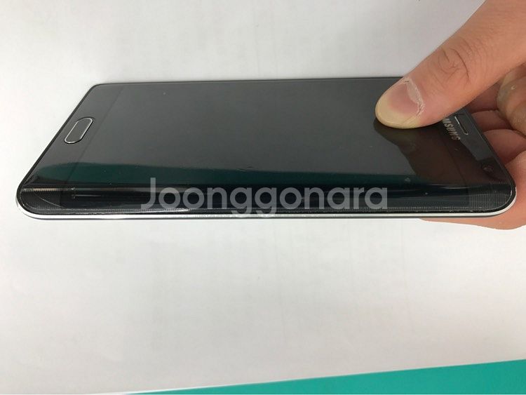 갤럭시노트4엣지(KT)32기가 블랙 판매합니다.--4