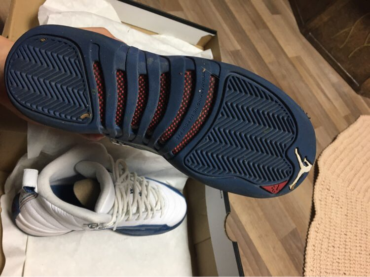 조던 12 프렌치블루 235 팝니다--3