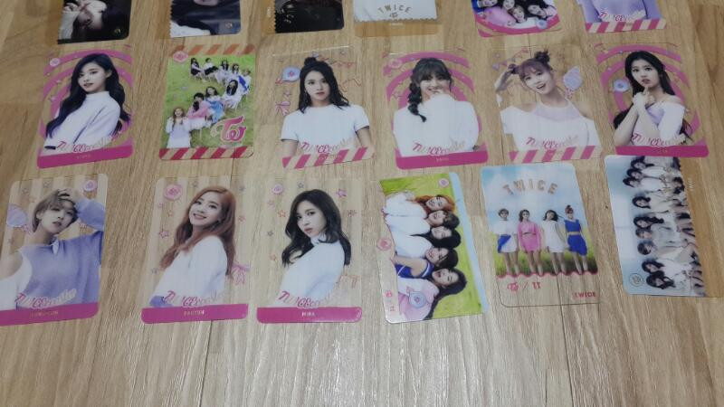 트와이스 3집 앨범+굿즈--6