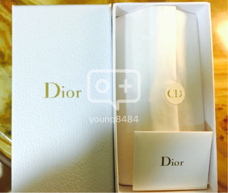 자도르 로르 에센스 드 퍼퓸--1