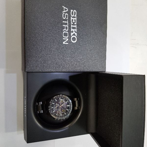 seiko GPS sola astron 팝니다.