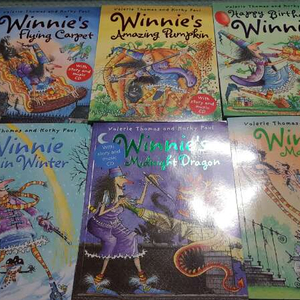 영어 챕터북 Winnie the witch