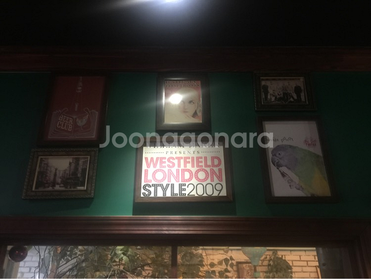 인테리어 액자 및 소품들--8