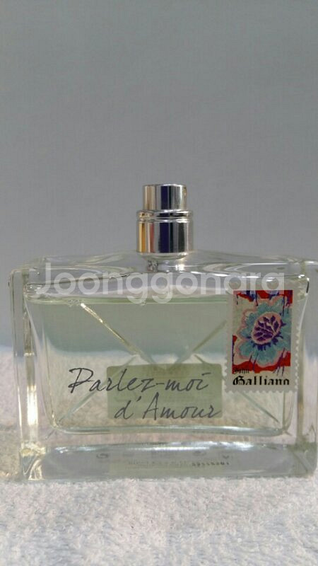 존갈리아노,베르사체,니나리치,dkny등 케이스없는--1