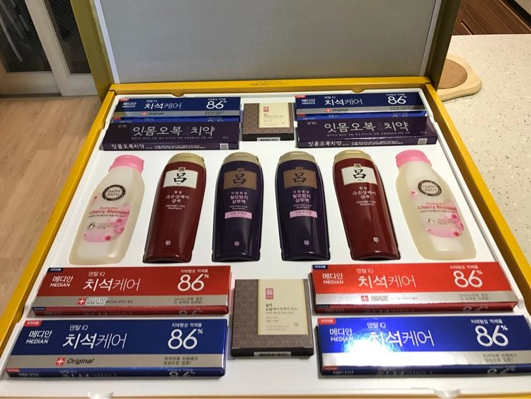 새상품 아모레퍼시픽 선물세트 이미지
