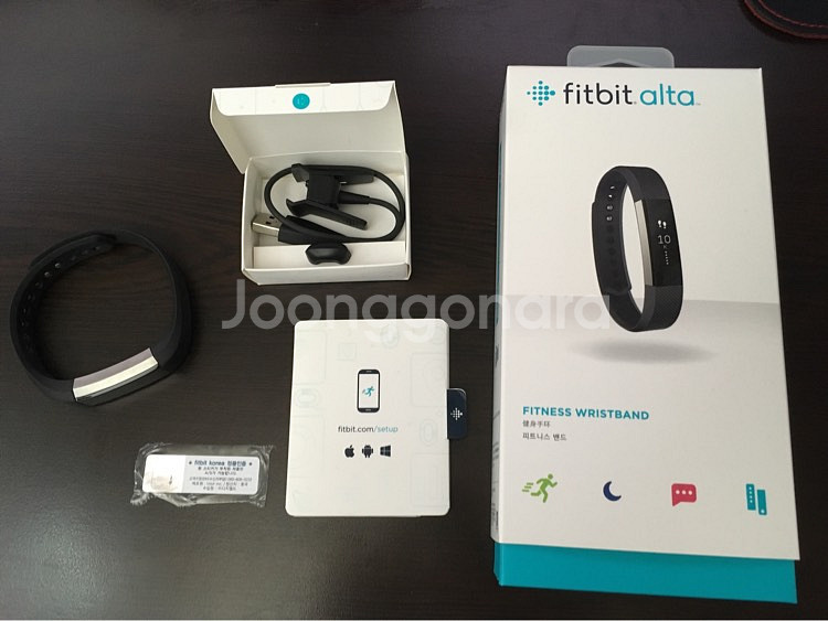 fitbit alta 블랙 팝니다.--2