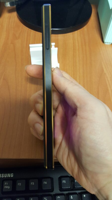 LGU+ 베가아이언2 A급 공기계 이미지