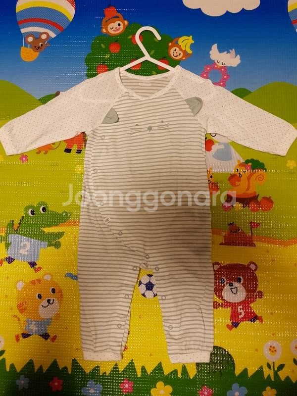 택만 제거한 새상품 밍크뮤 80사이즈 우주복 판매--0