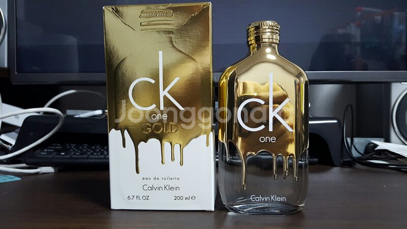 CK ONE GOLD 200ml 향수 팝니다--0