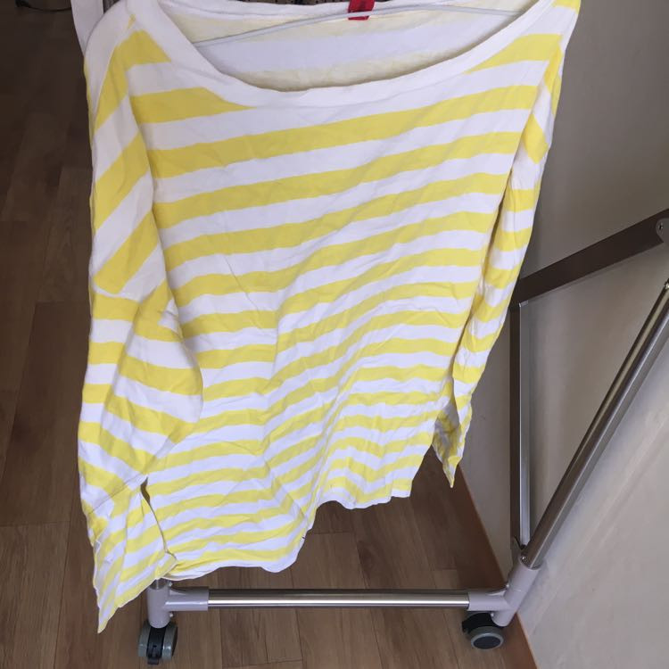 스트라이프 옐로우 티셔츠 팝니다 이미지