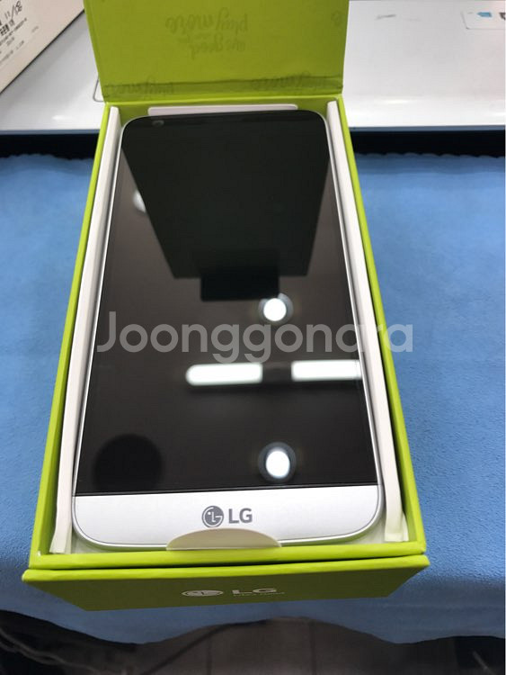 LG G5 구성품 풀셋 실버 판매합니다--0