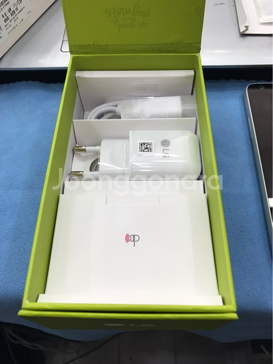 LG G5 구성품 풀셋 실버 판매합니다--1