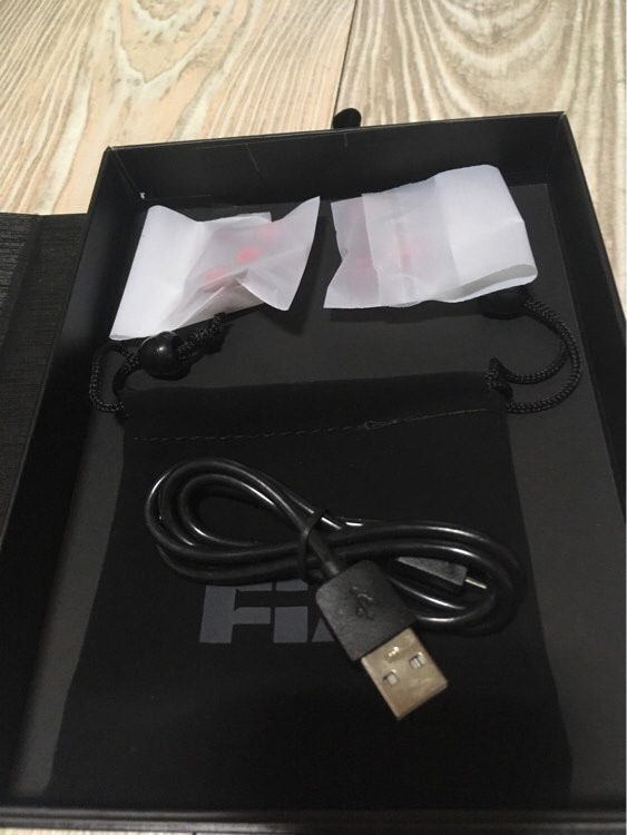 픽스 프라임 블루투스 이어폰 XBT-501 새제품--2