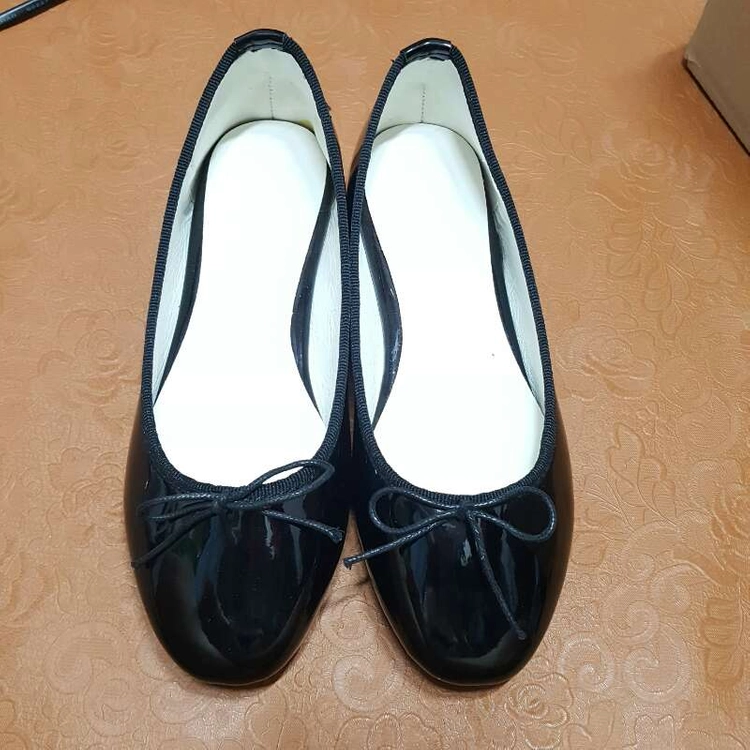 에나멜 리본플랫 블랙 225 이미지