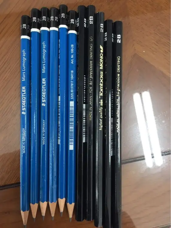 미술용품 연필 콩테 목탄 지우개 제도연필 이미지
