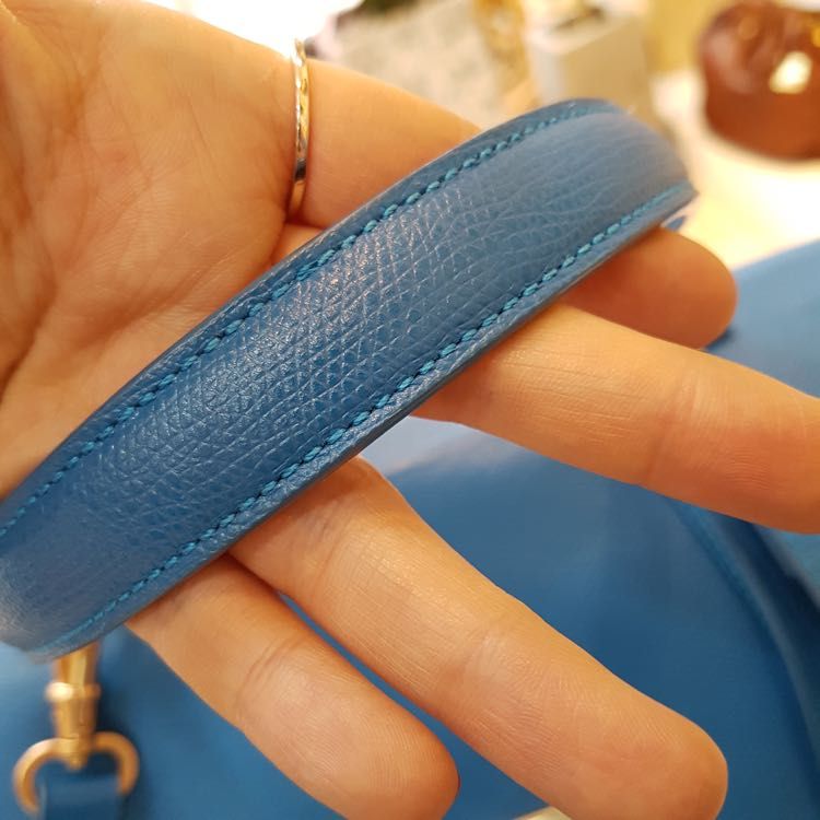 정품)쿠론 신형 클래식 스테파니 숄더 이미지