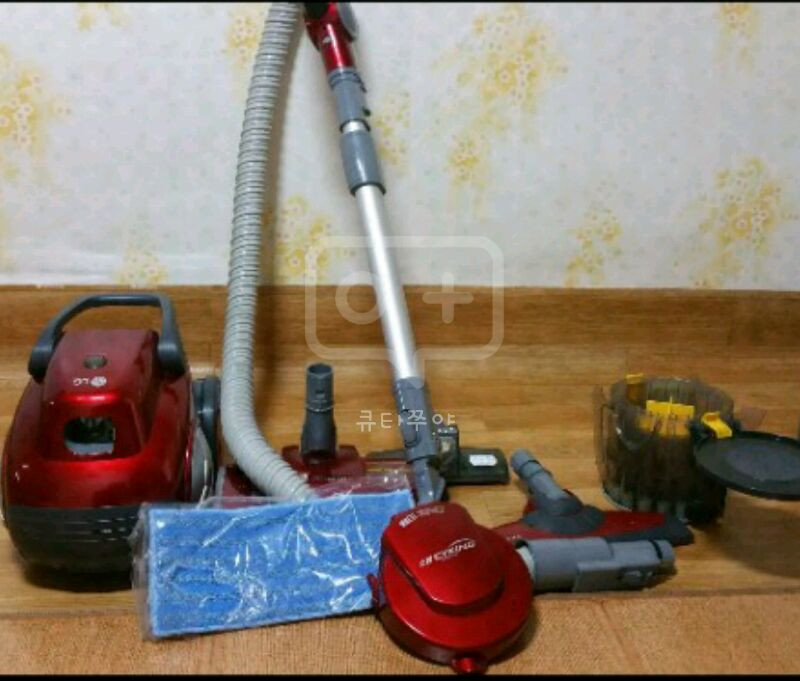 LG 싸이킹 스팀청소기 - 헤드가 3개 이미지