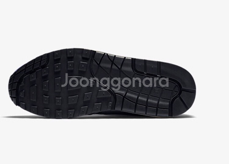 ★[230~245](정품) 나이키 우먼스 에어맥스--6