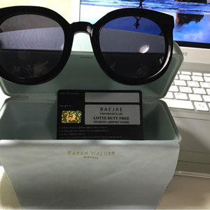 카렌워커 슈퍼두퍼(karen walker supe