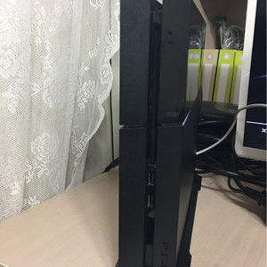 플스4 1105a 500기가+신형패드+타이틀2개 