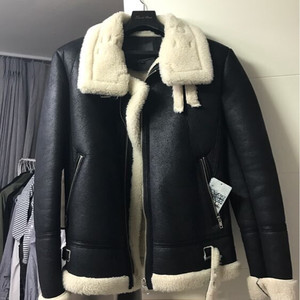 리오그램 무스탕 L사이즈