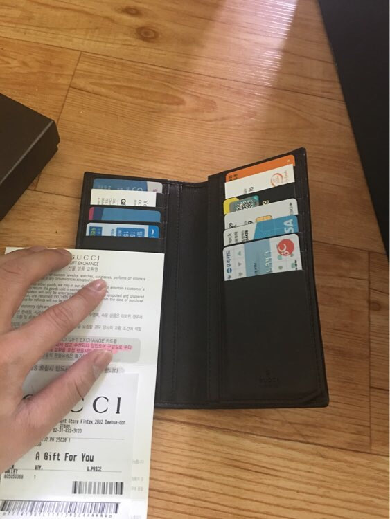 구찌 스네이크 카드지갑 삽니다--1