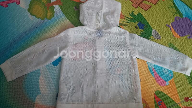 압소바 바람막이 팝니다.--1