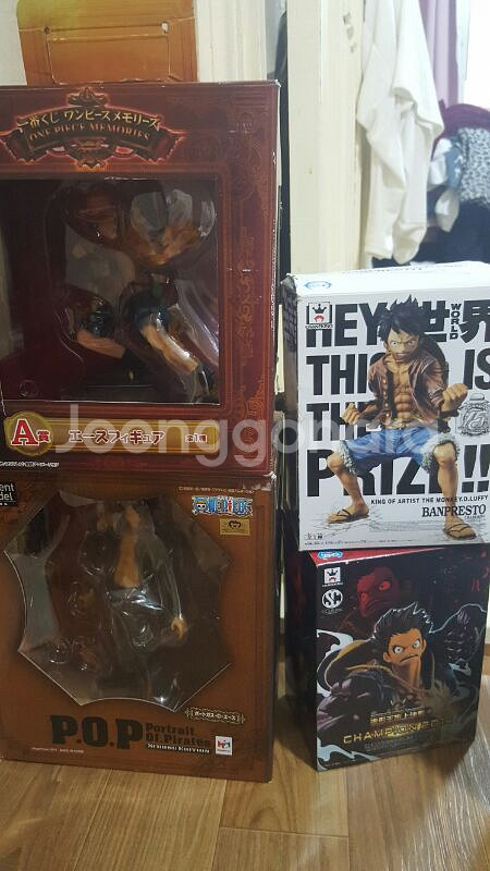 원피스피규어 팝니다--0